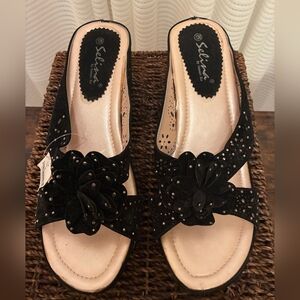 Black Women's Sandals